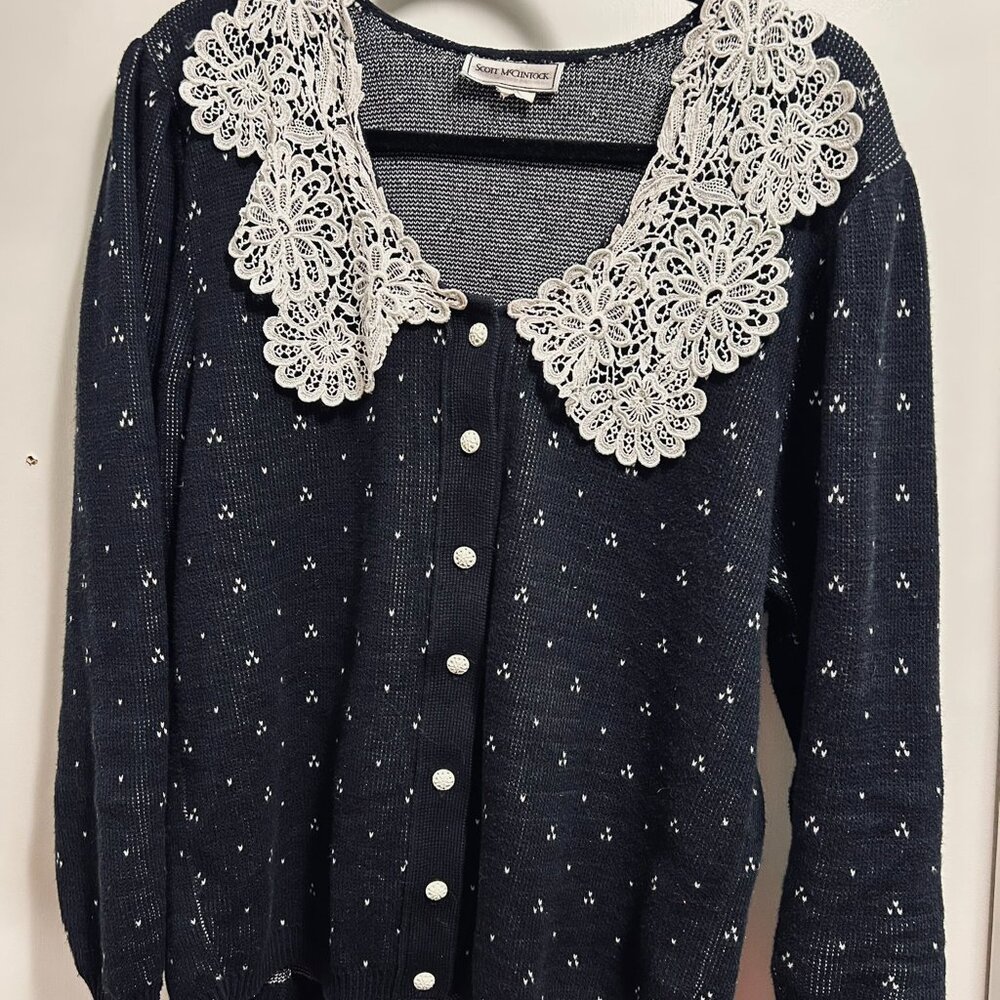 Vintage Cardigan with Crochet Lace Collar - Picture 7 of 9